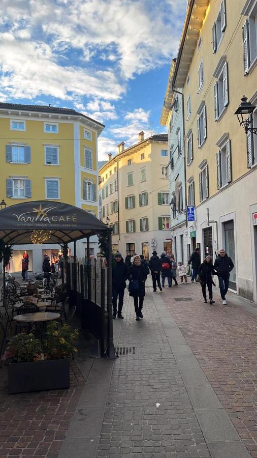 Smart Apartments Palazzo Mazzini Rovereto  Dış mekan fotoğraf