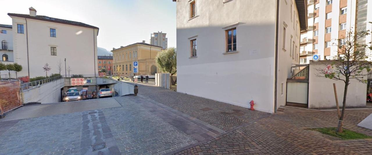 Smart Apartments Palazzo Mazzini Rovereto  Dış mekan fotoğraf